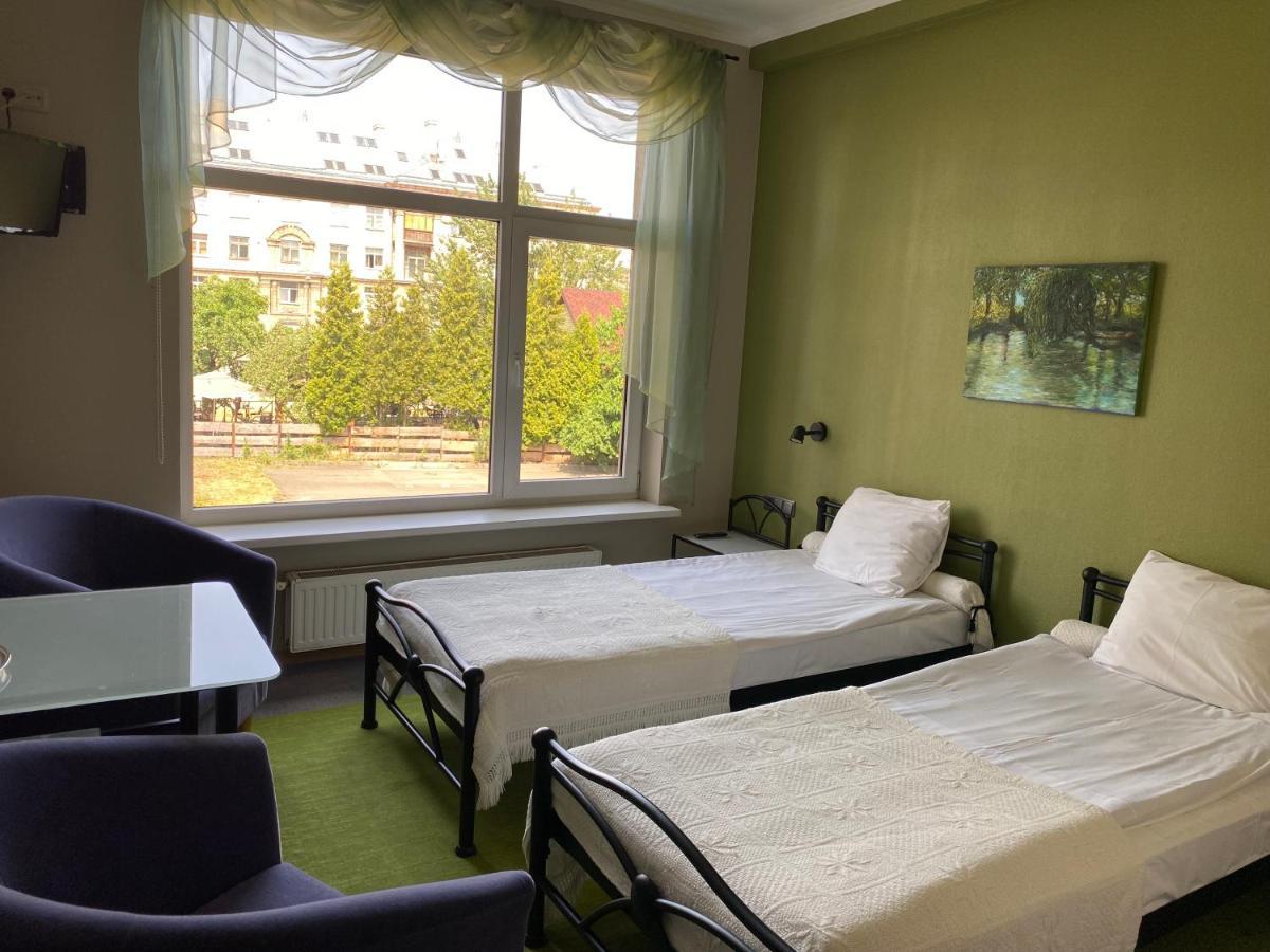 Hotel Kert FREE PARKING Riga Buitenkant foto