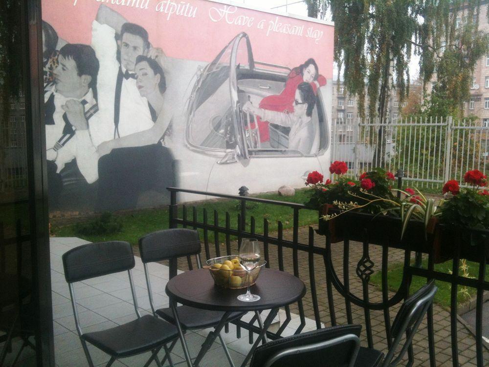 Hotel Kert FREE PARKING Riga Buitenkant foto