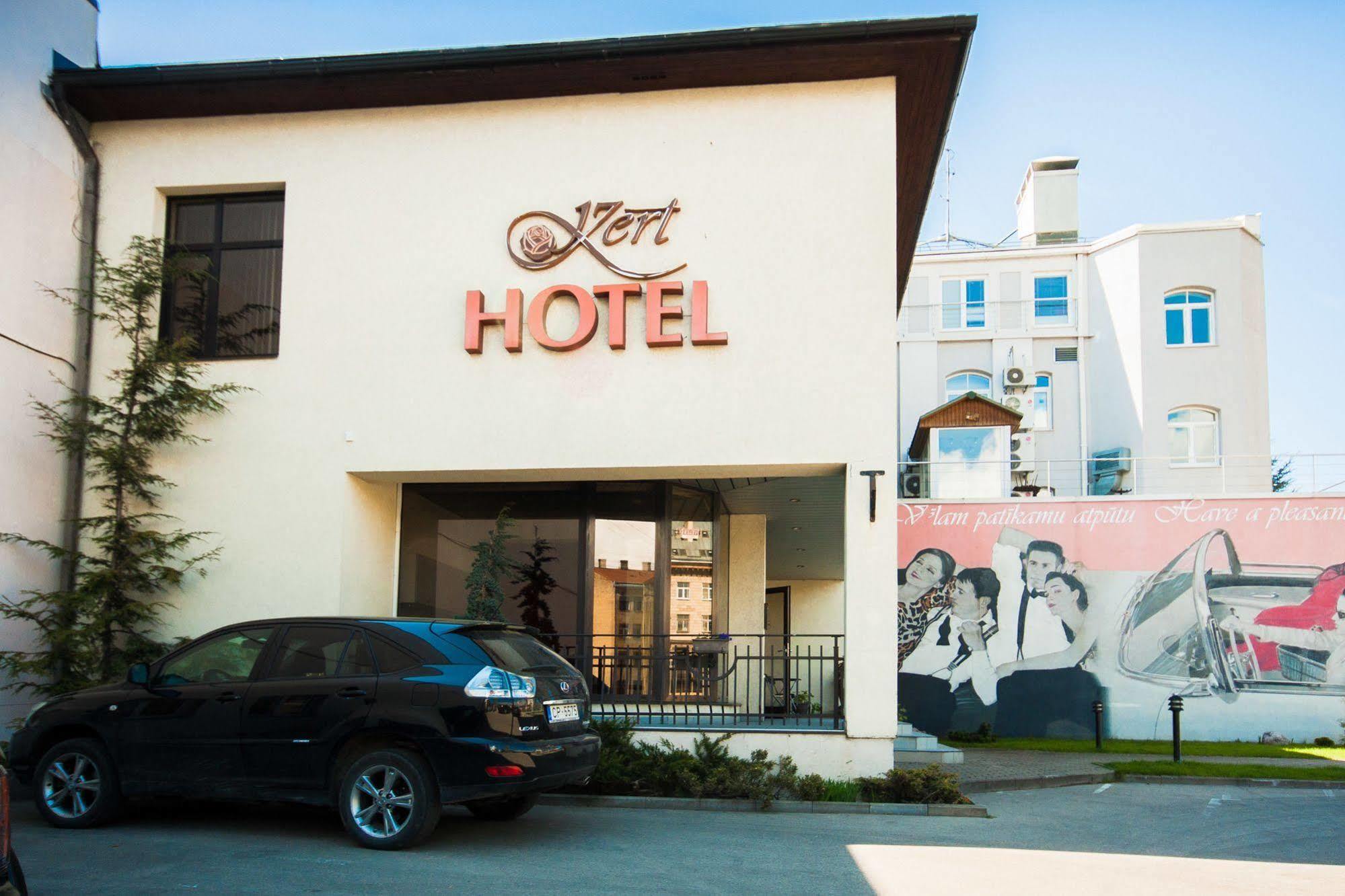 Hotel Kert FREE PARKING Riga Buitenkant foto